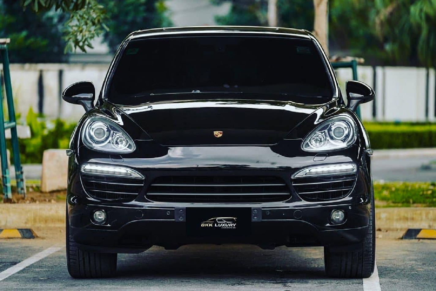 The Best Alphard Car Rent